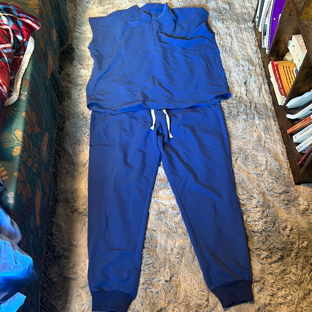 FIGS Blueberry Set L, XL